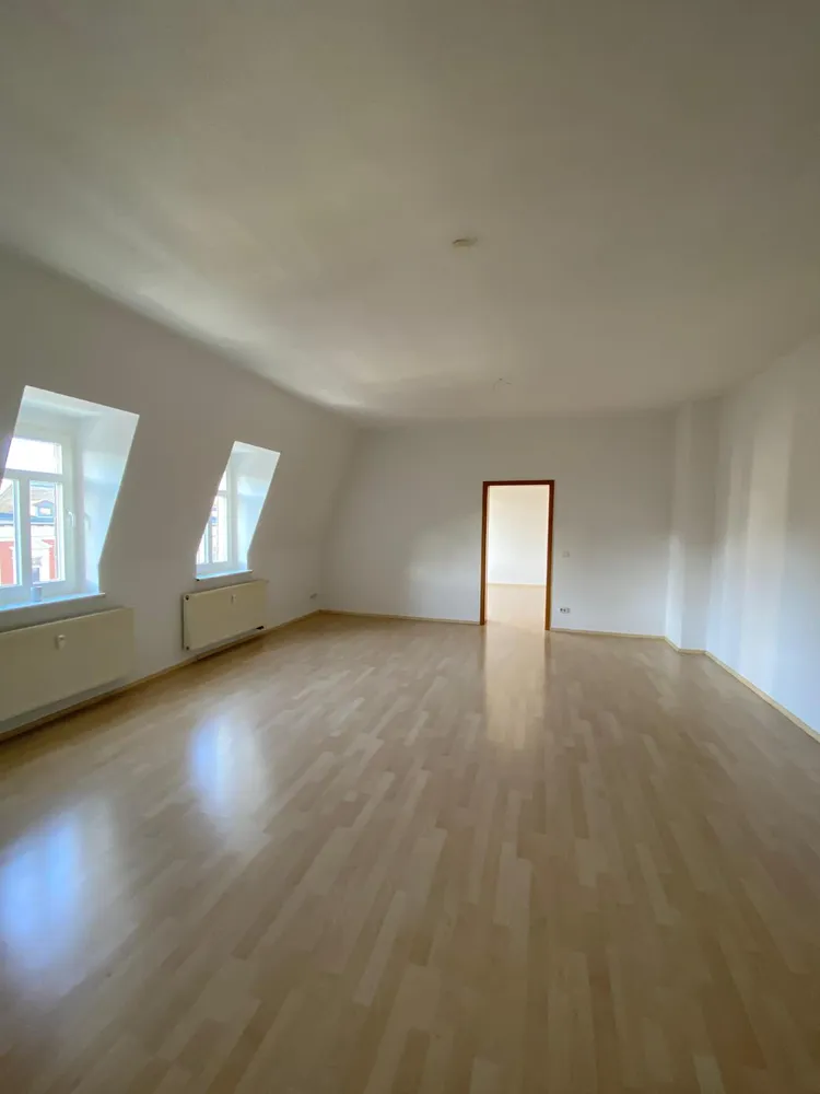6 Zimmer Wohnung mit 181 m² in Altenburg – Bild 11