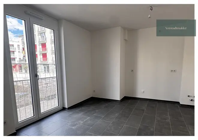 4 Zimmer Wohnung mit 102 m² in München – Bild 2