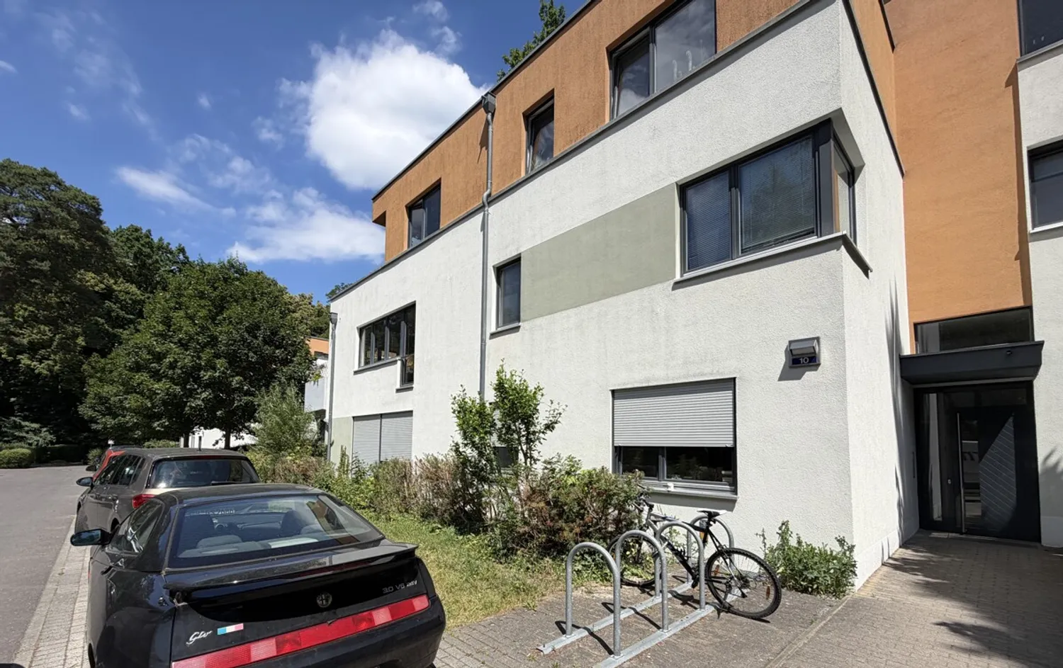 2 Zimmer Wohnung mit 81 m² in Berlin – Bild 1