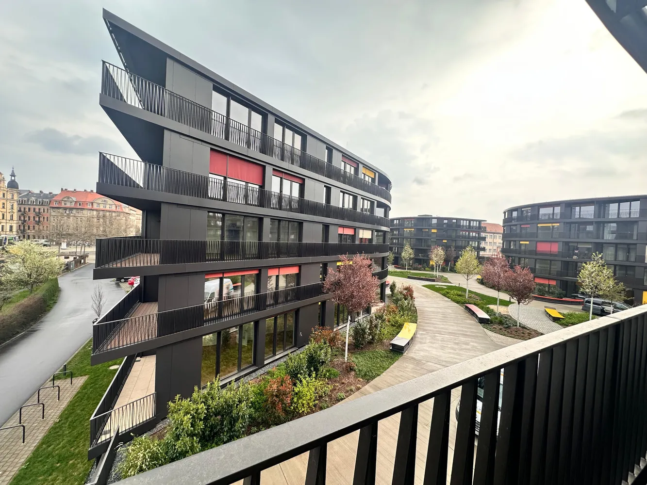 3 Zimmer Wohnung mit 93 m² in Dresden – Bild 2