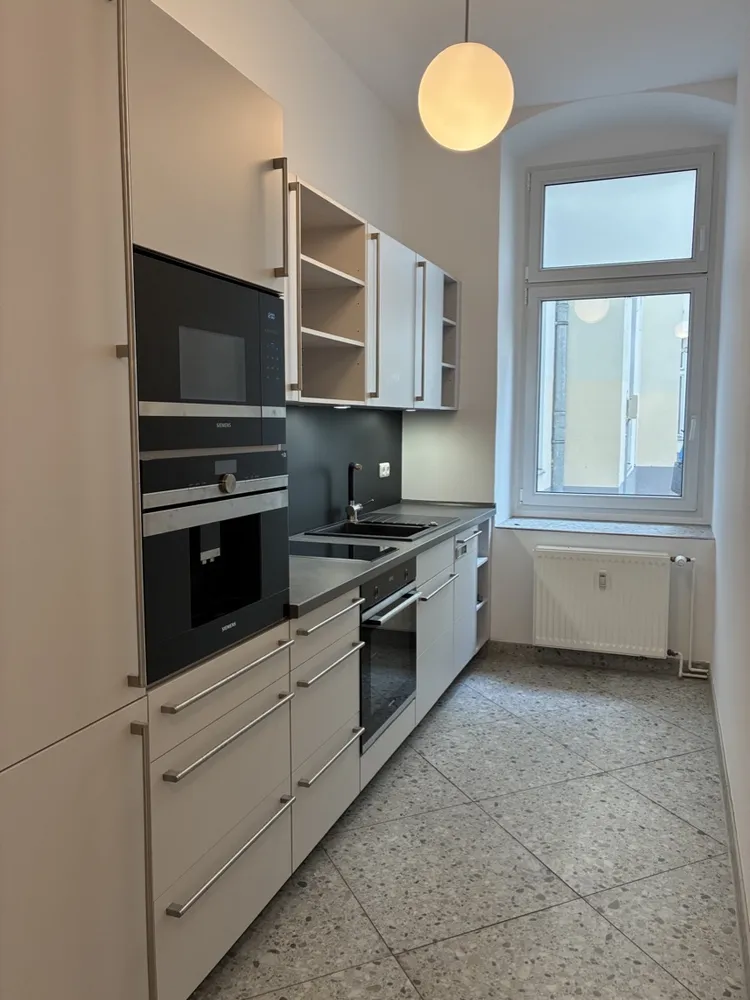 2 Zimmer Wohnung mit 70 m² in Berlin – Bild 2