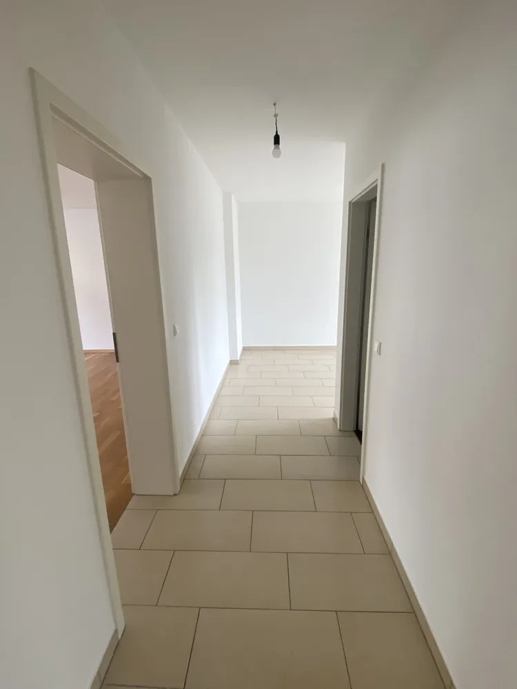 2 Zimmer Wohnung mit 62 m² in Krefeld – Bild 2