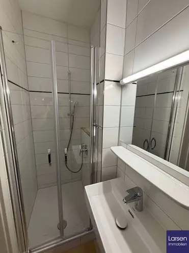 5 Zimmer Wohnung mit 110 m² in Regensburg – Bild 3