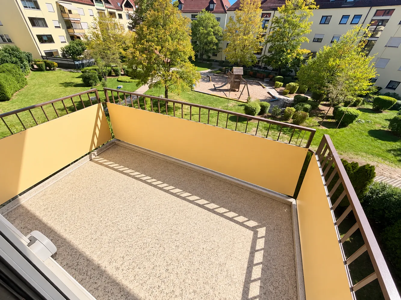 3 Zimmer Wohnung mit 82 m² in Augsburg – Bild 1