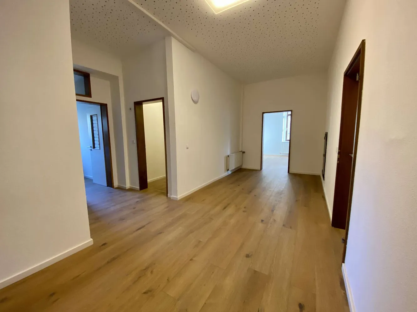 5 Zimmer Wohnung mit 139 m² in Coburg – Bild 2