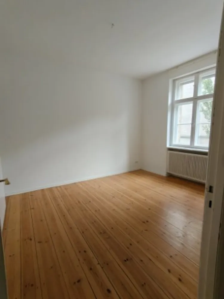 7 room apartment with 235 m² in Berlin – Photo 12