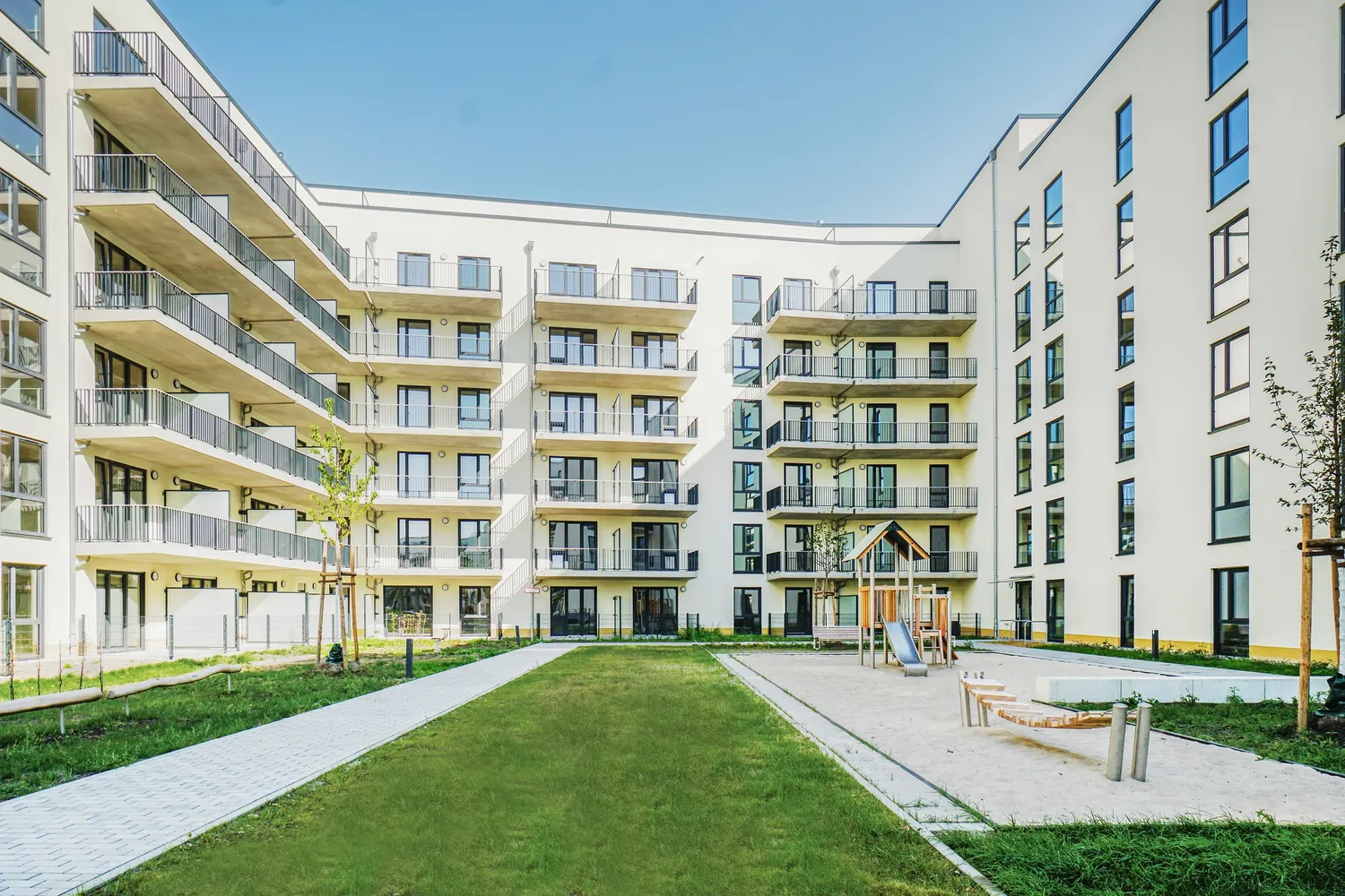 2 Zimmer Wohnung mit 68 m² in Berlin – Bild 2
