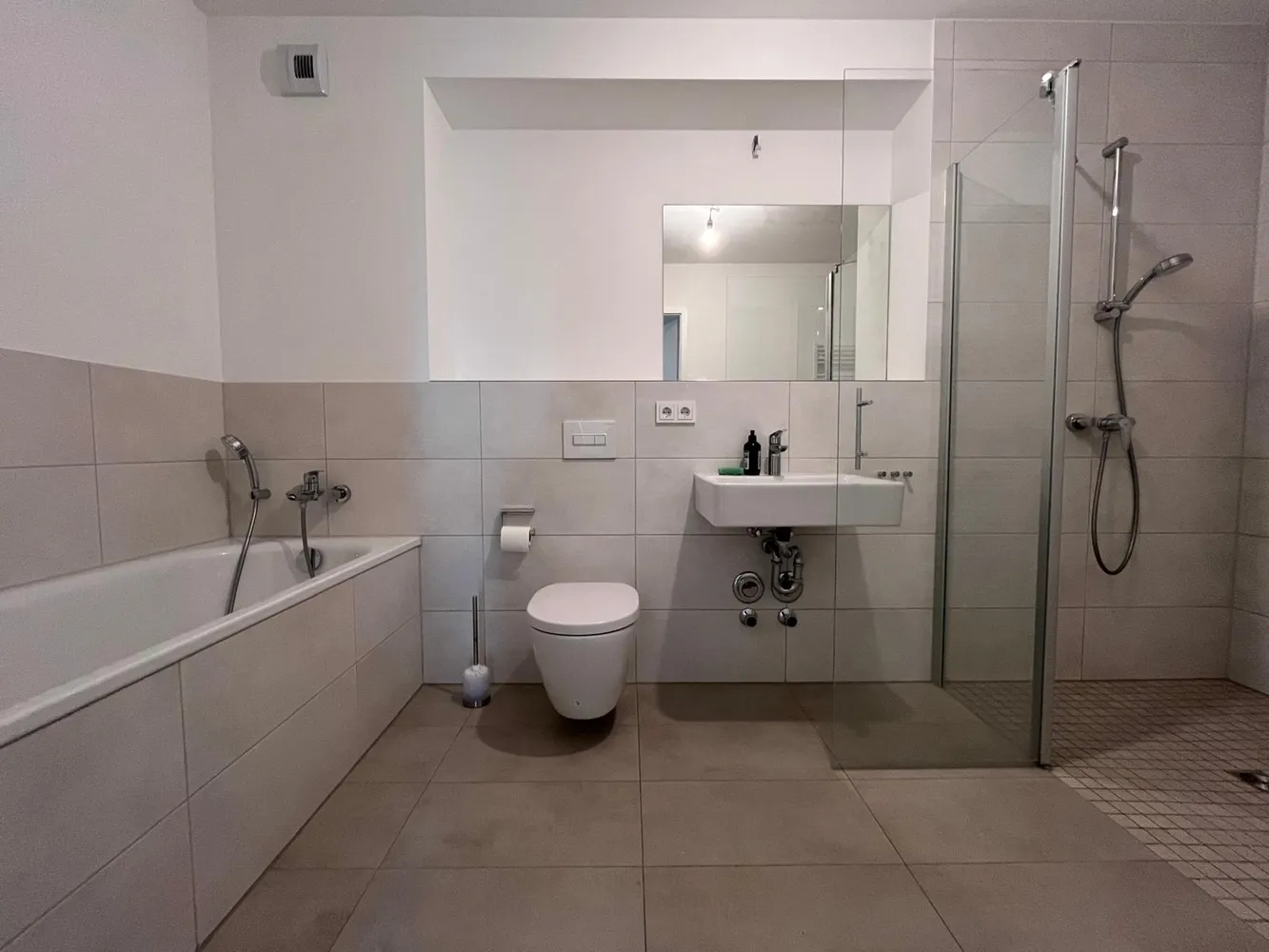 4 Zimmer Wohnung mit 103 m² in Leverkusen – Bild 7