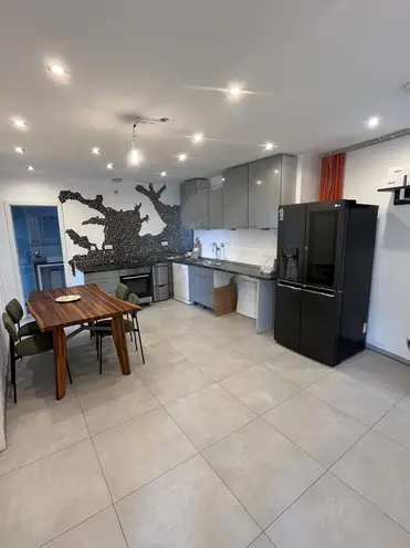 4 Zimmer Wohnung mit 105 m² in Nürnberg – Bild 2