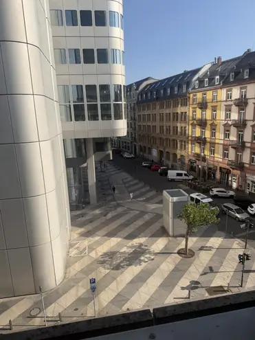 1 Zimmer Wohnung mit 68 m² in Frankfurt am Main – Bild 7