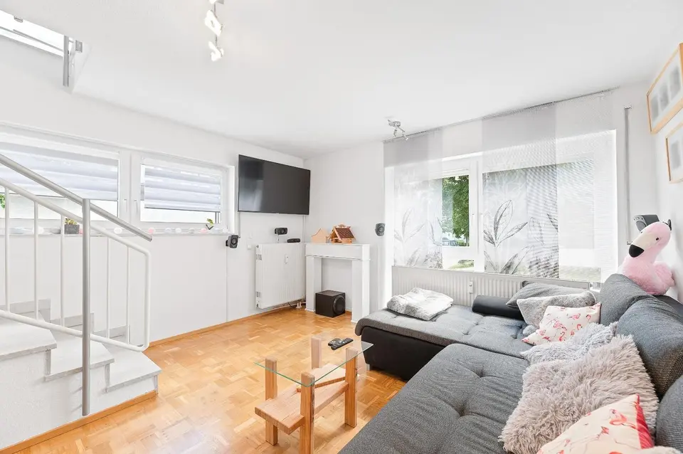 4 Zimmer Wohnung mit 110 m² in Leonberg – Bild 2