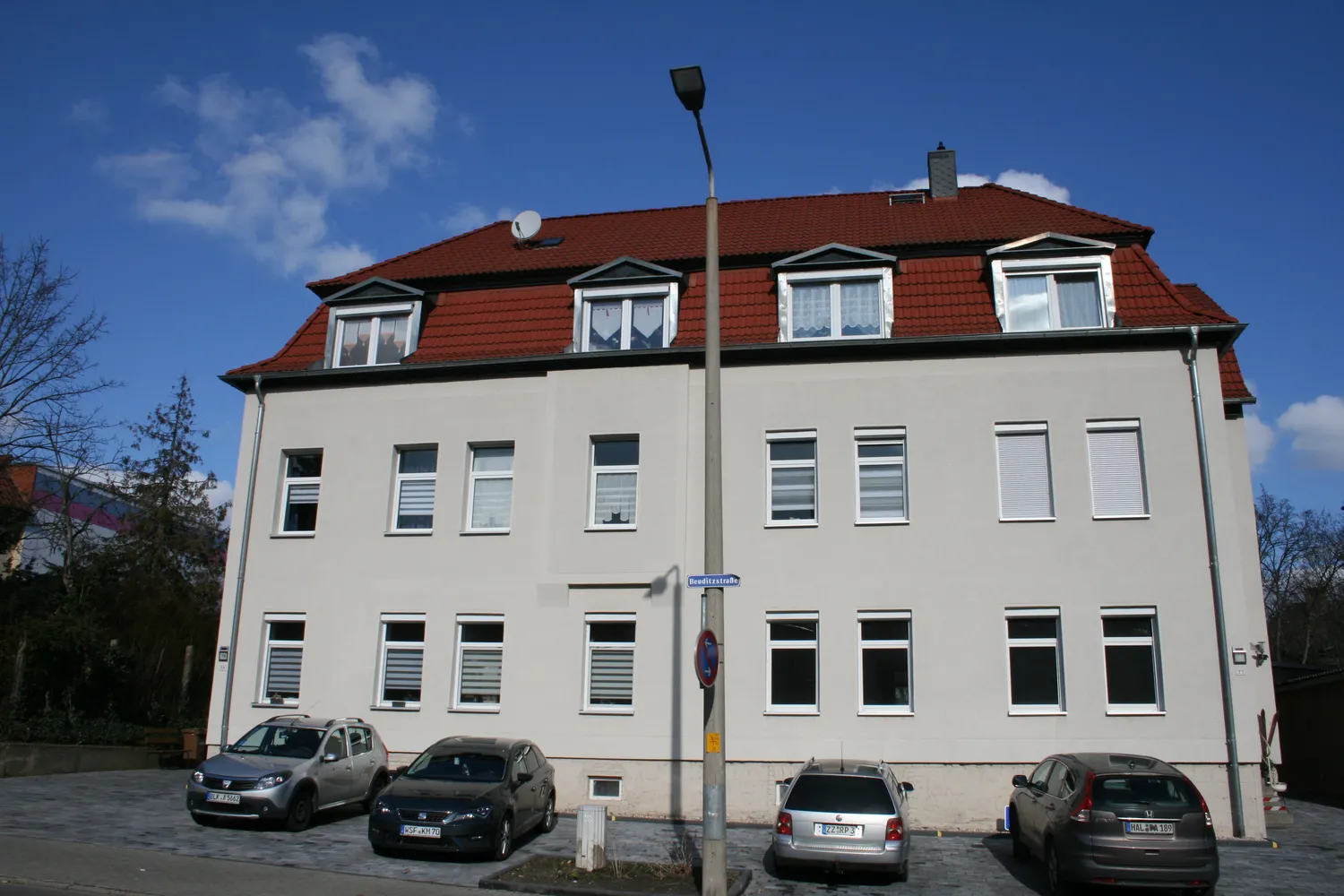 2 Zimmer Wohnung mit 62 m² in Weißenfels – Bild 1