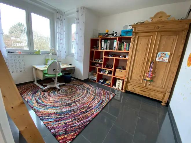 6 Zimmer Wohnung mit 142 m² in Stuttgart – Bild 10