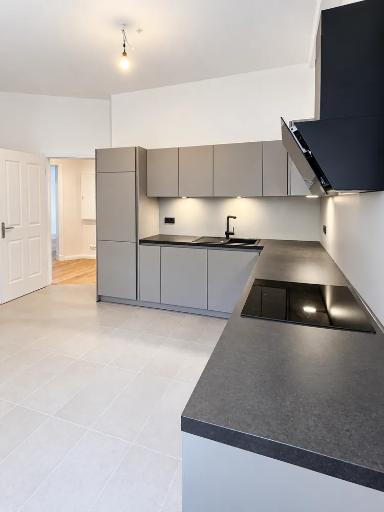 2 room apartment with 69 m² in Berlin – Photo 2