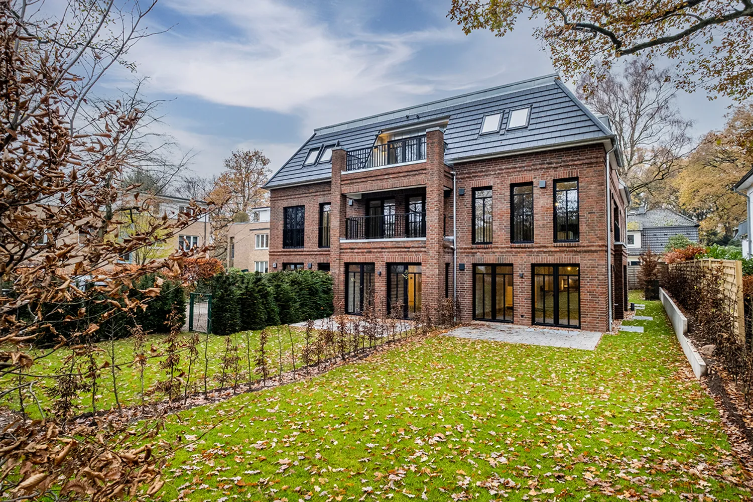 5 Zimmer Wohnung mit 149 m² in Hamburg – Bild 1