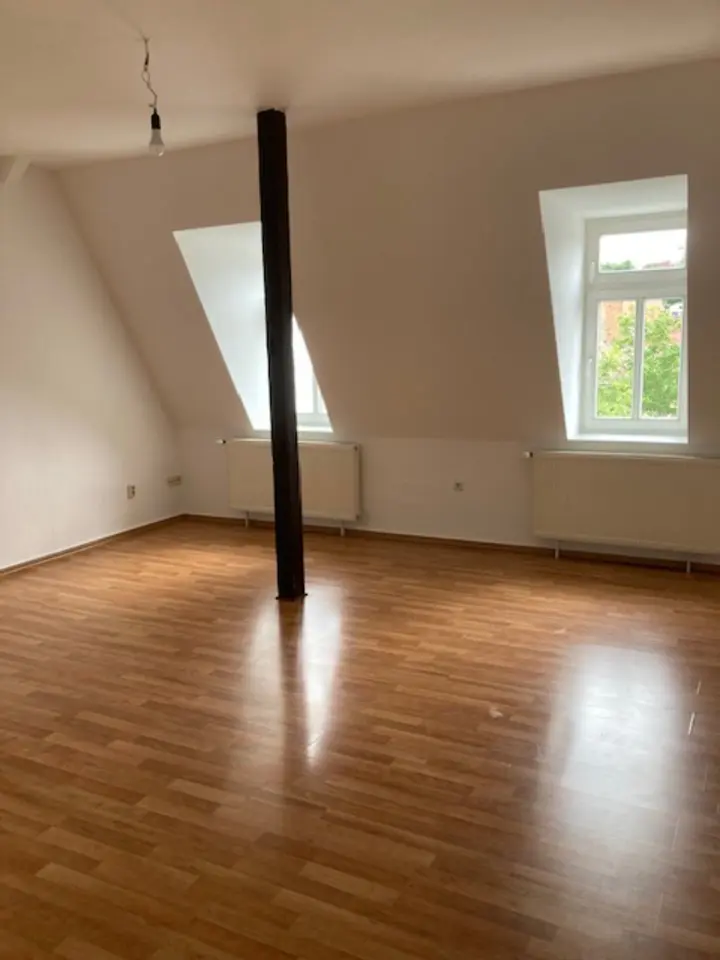 3 Zimmer Wohnung mit 88 m² in Weißenfels – Bild 1