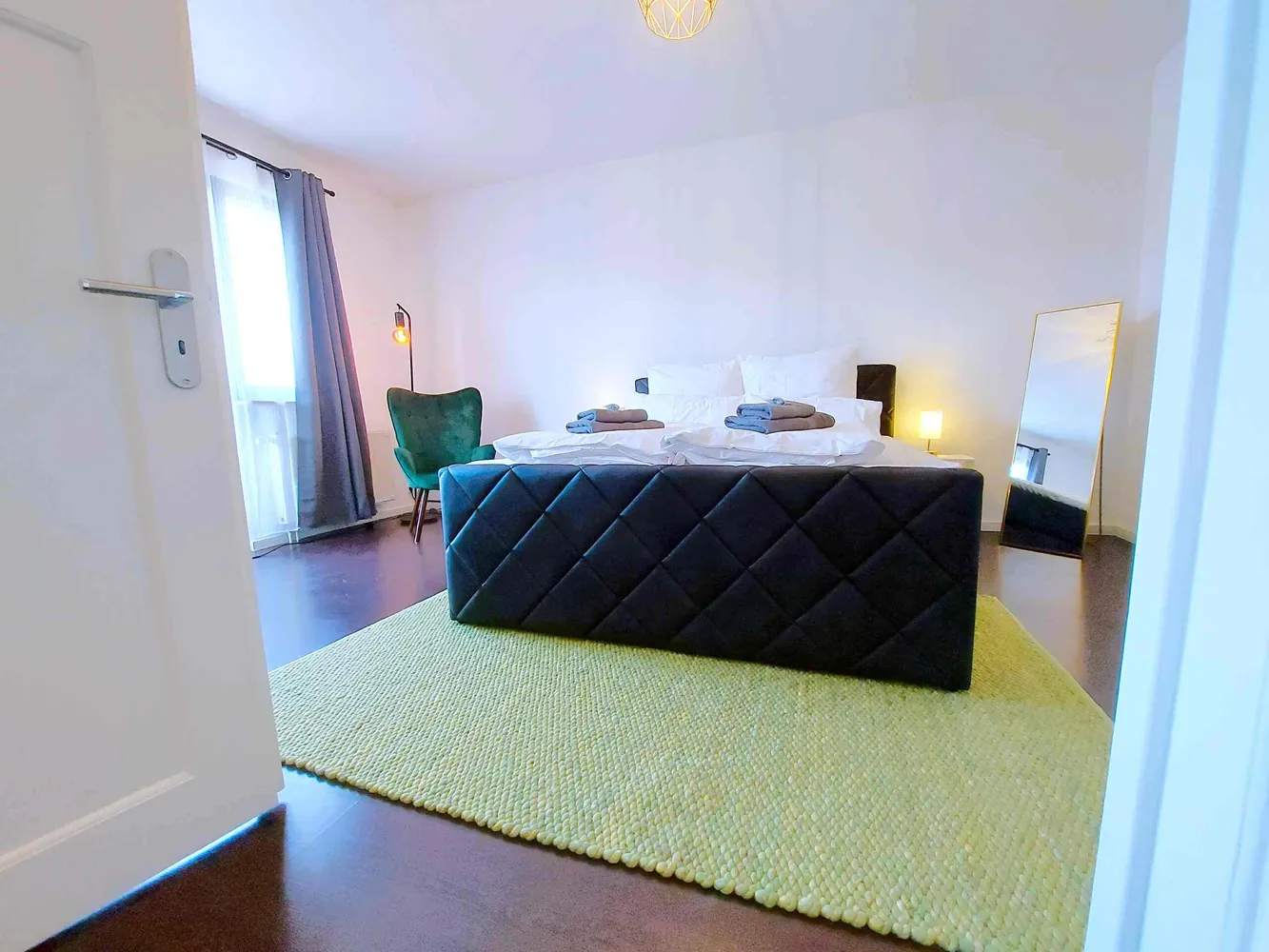 3 Zimmer Wohnung mit 100 m² in Wiesbaden – Bild 2