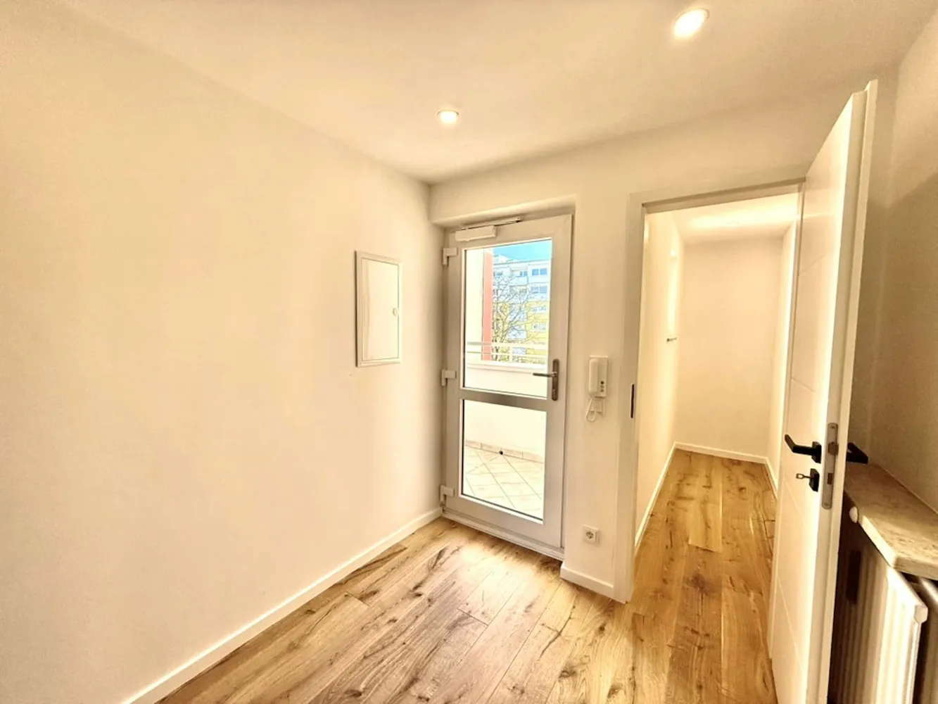 WG-Zimmer mit 11 m² in München – Bild 2