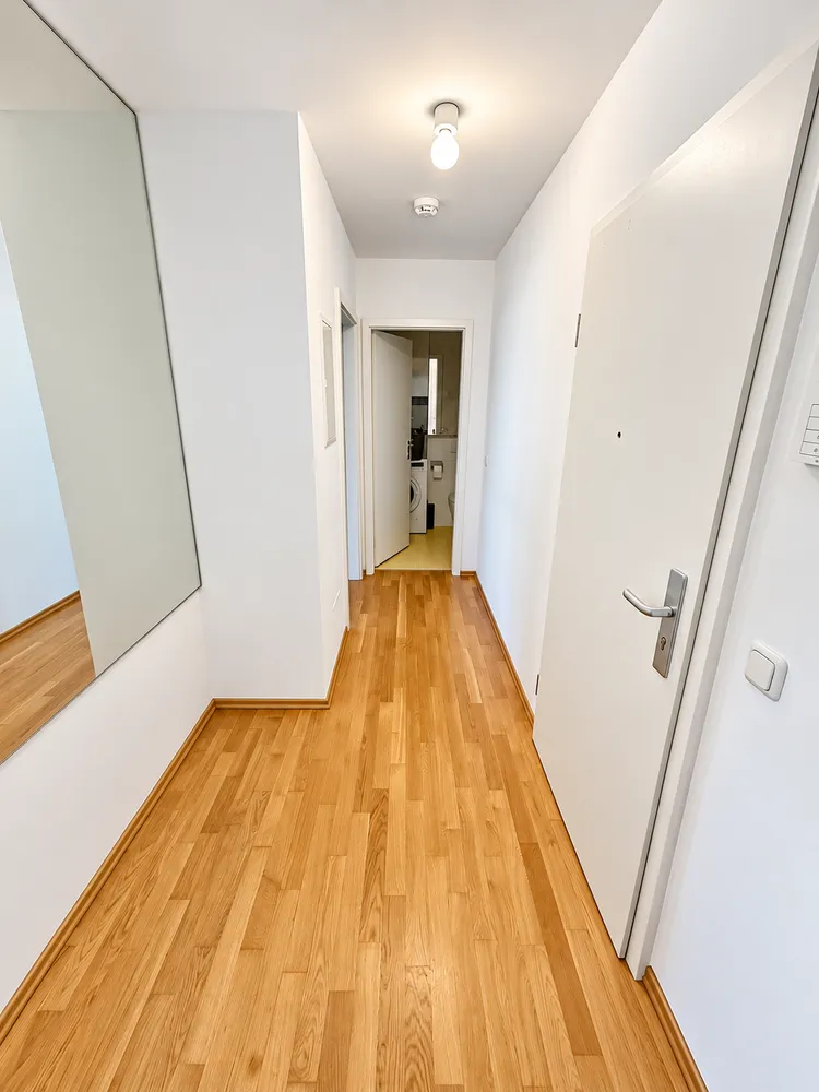 2 Zimmer Wohnung mit 60 m² in München – Bild 2