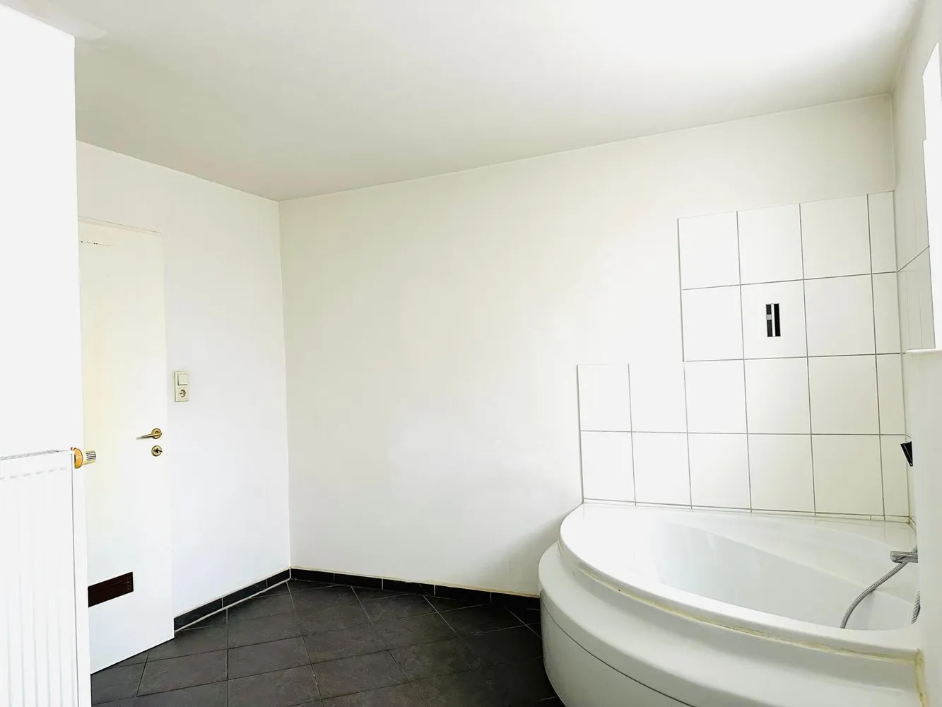 6 Zimmer Wohnung mit 125 m² in Nürnberg – Bild 11