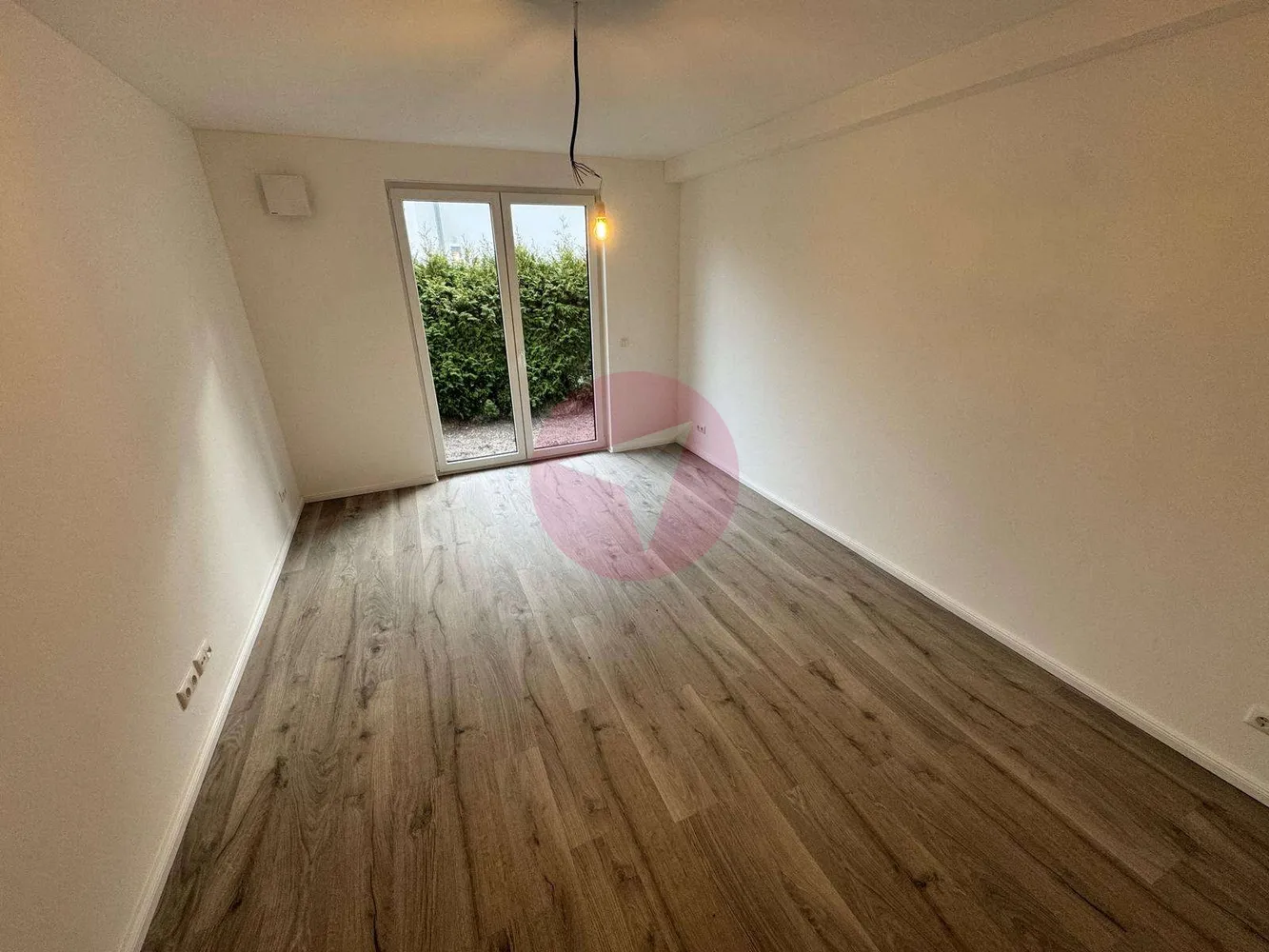 7 Zimmer Wohnung mit 193 m² in Hamburg – Bild 7