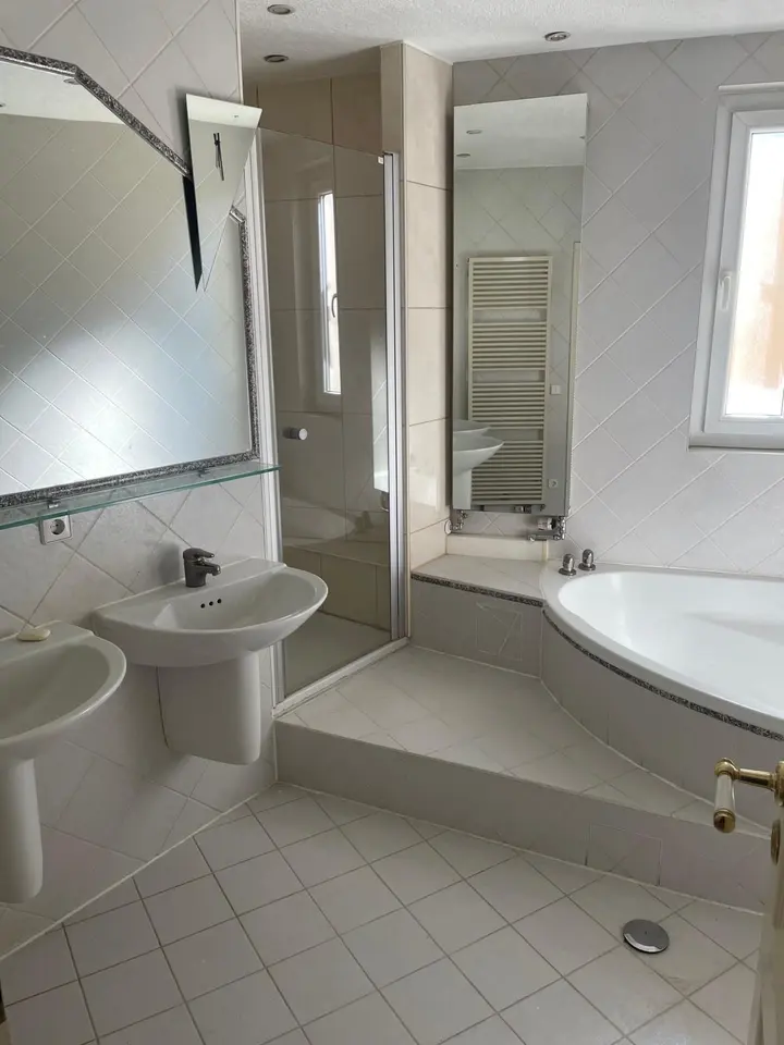 4 Zimmer Wohnung mit 140 m² in Stuttgart – Bild 7
