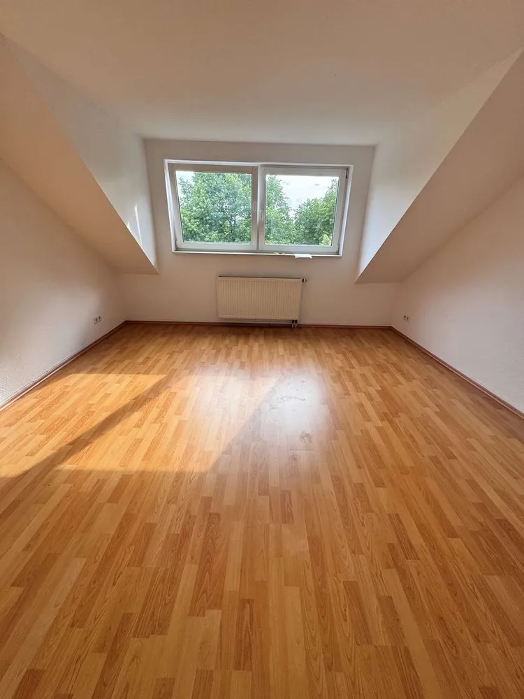 4 Zimmer Wohnung mit 60 m² in Duisburg – Bild 1