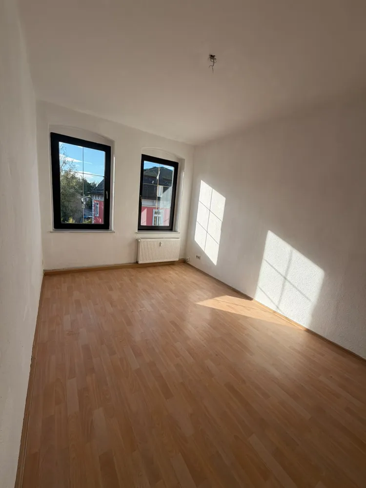5 Zimmer Wohnung mit 122 m² in Gera – Bild 1