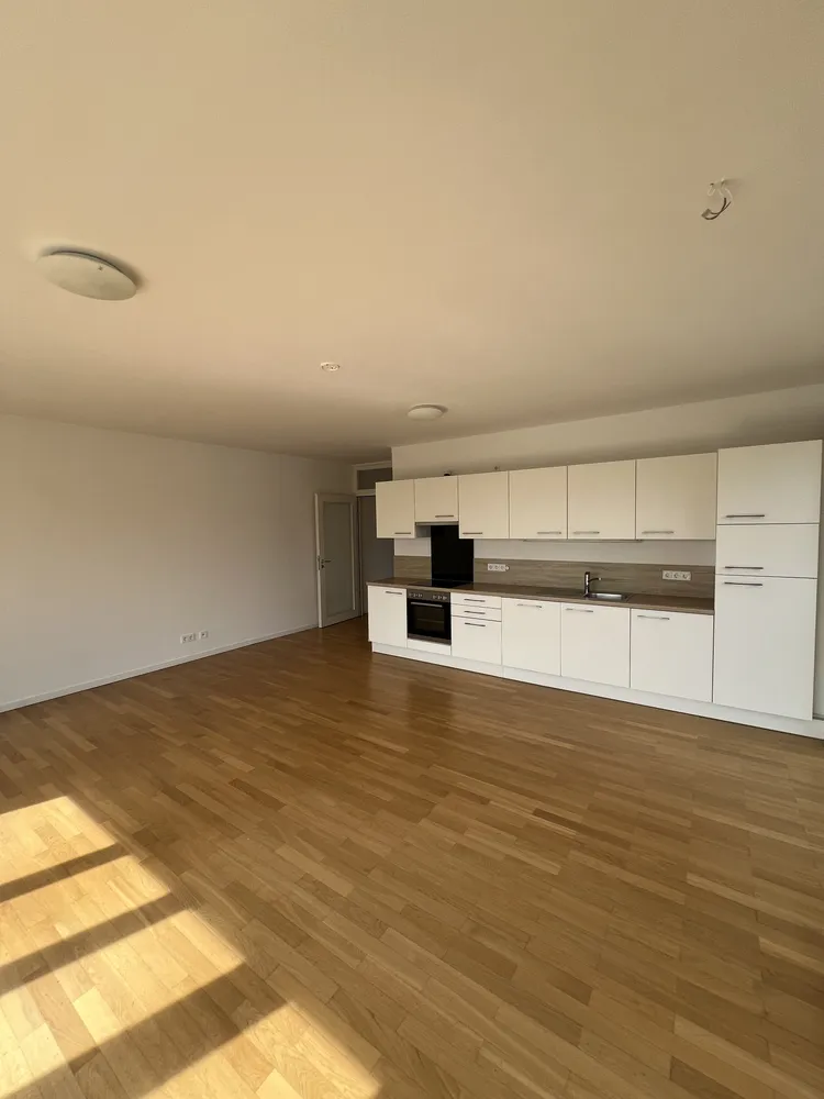 4 Zimmer Wohnung mit 99 m² in Berlin – Bild 3