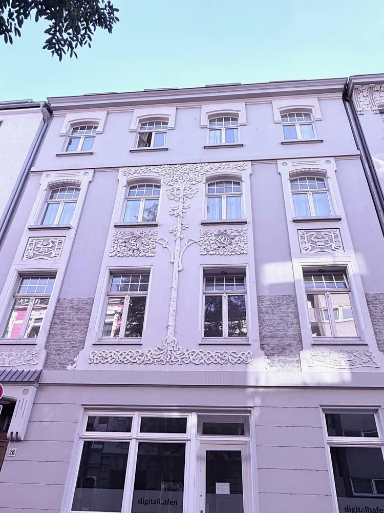 4 room apartment with 98 m² in Düsseldorf – Photo 1