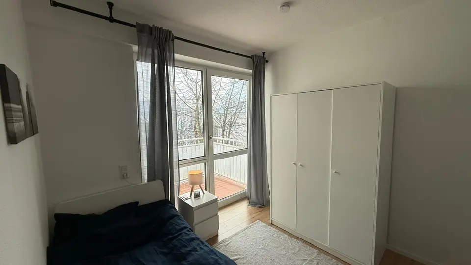 WG-Zimmer mit 12 m² in Frankfurt am Main – Bild 1