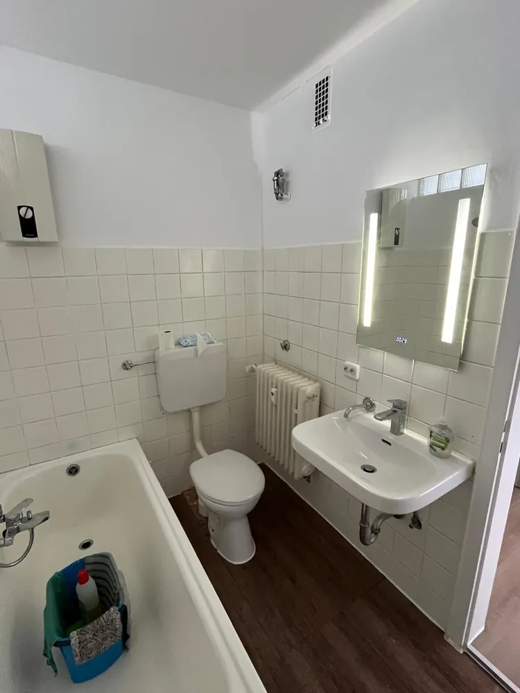 1 room apartment with 32 m² in Augsburg – Photo 7