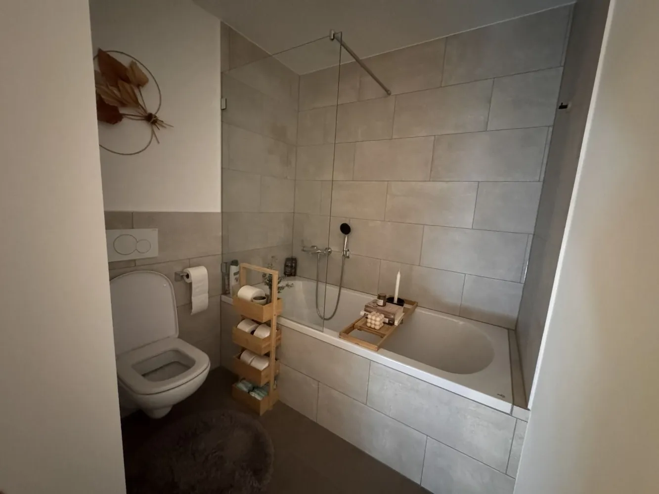 2 Zimmer Wohnung mit 85 m² in Wiesbaden – Bild 12
