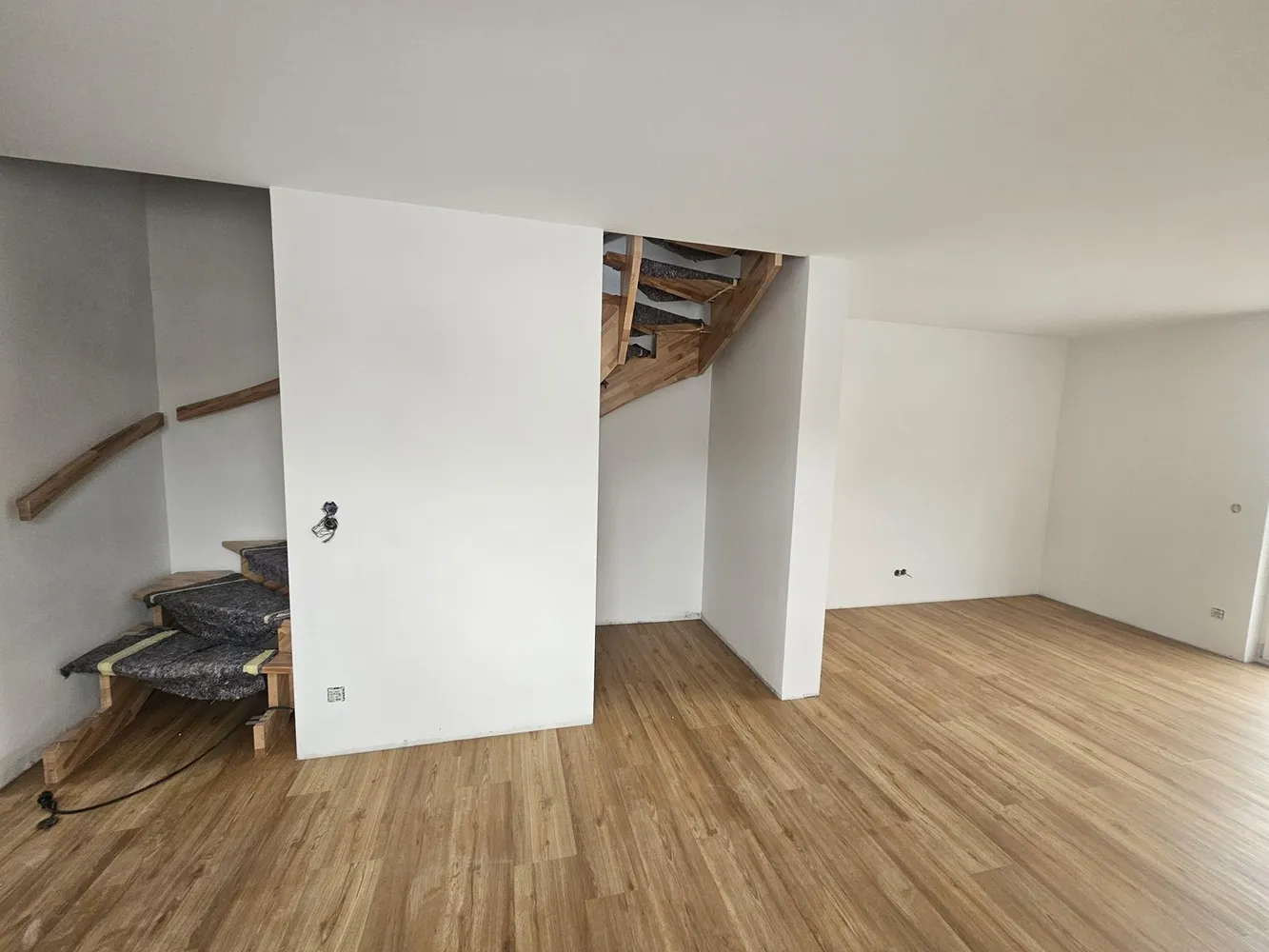 4 Zimmer Wohnung mit 93 m² in Nürnberg – Bild 3