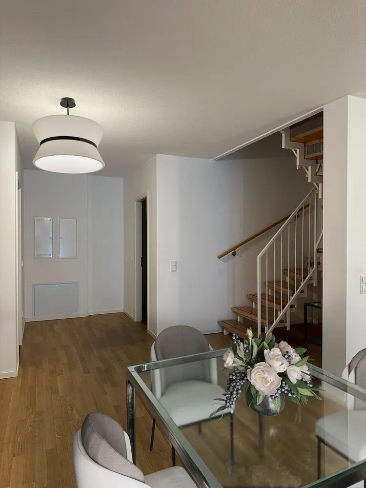 4 Zimmer Wohnung mit 145 m² in Kiel – Bild 2
