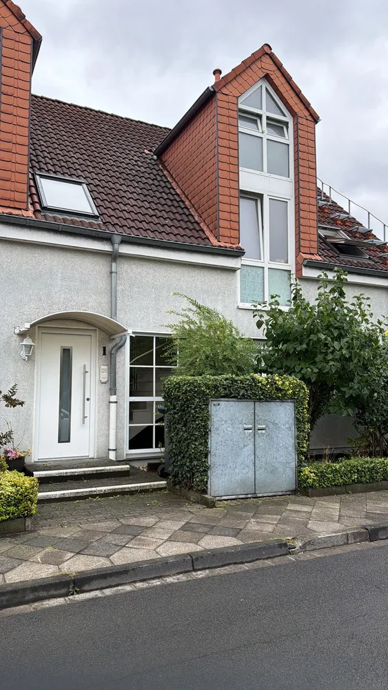 3 Zimmer Wohnung mit 82 m² in Düsseldorf – Bild 1