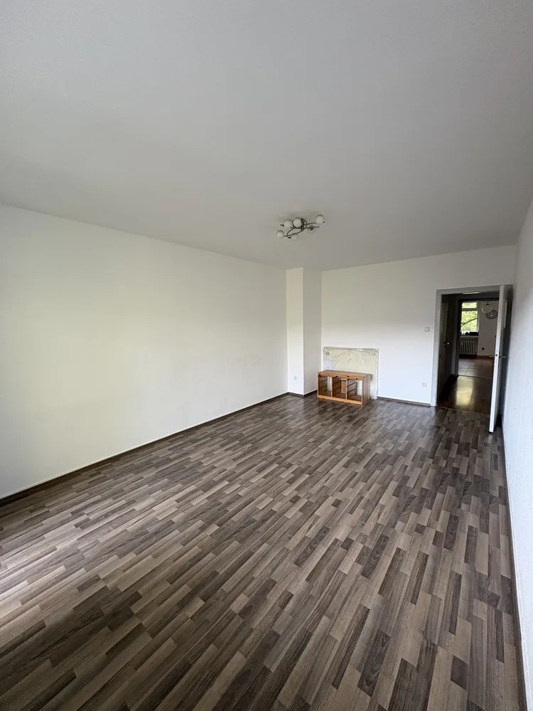 3 Zimmer Wohnung mit 96 m² in Düsseldorf – Bild 3