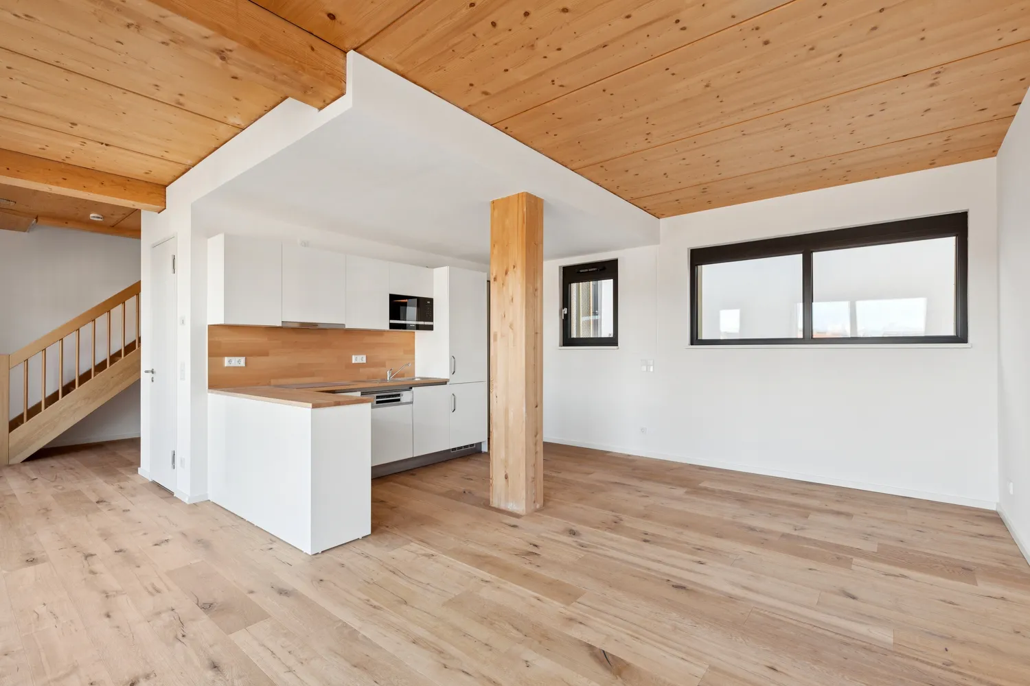 3 Zimmer Wohnung mit 104 m² in Berlin – Bild 1