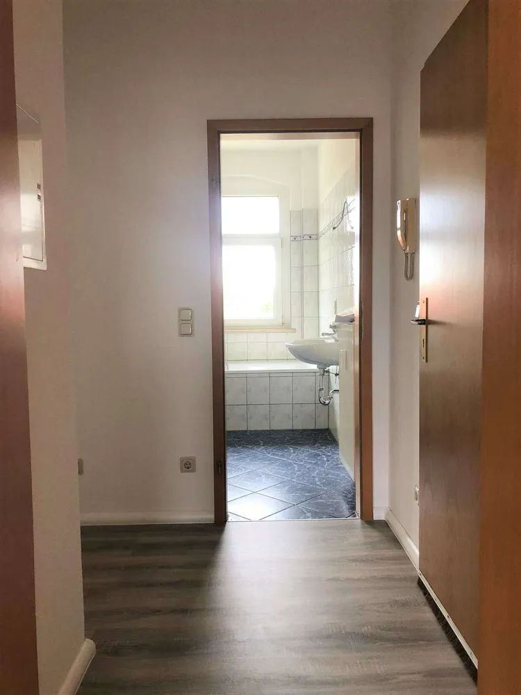 2 Zimmer Wohnung mit 34 m² in Halle (Saale) – Bild 6
