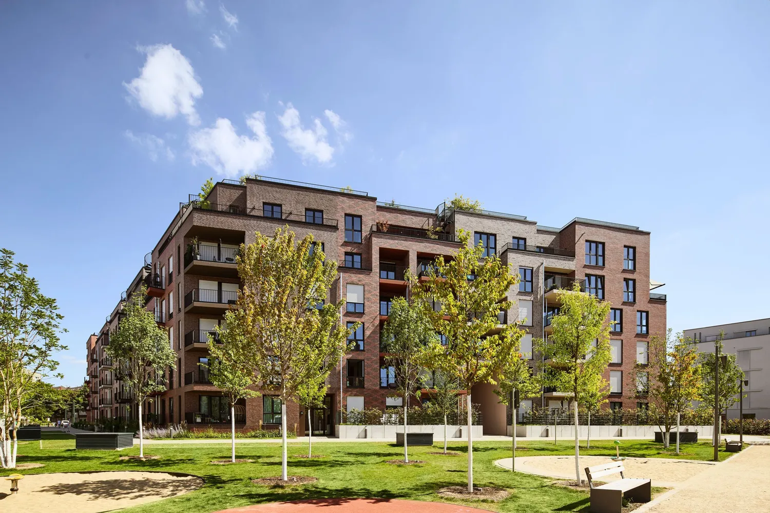 4 Zimmer Wohnung mit 115 m² in Düsseldorf – Bild 2