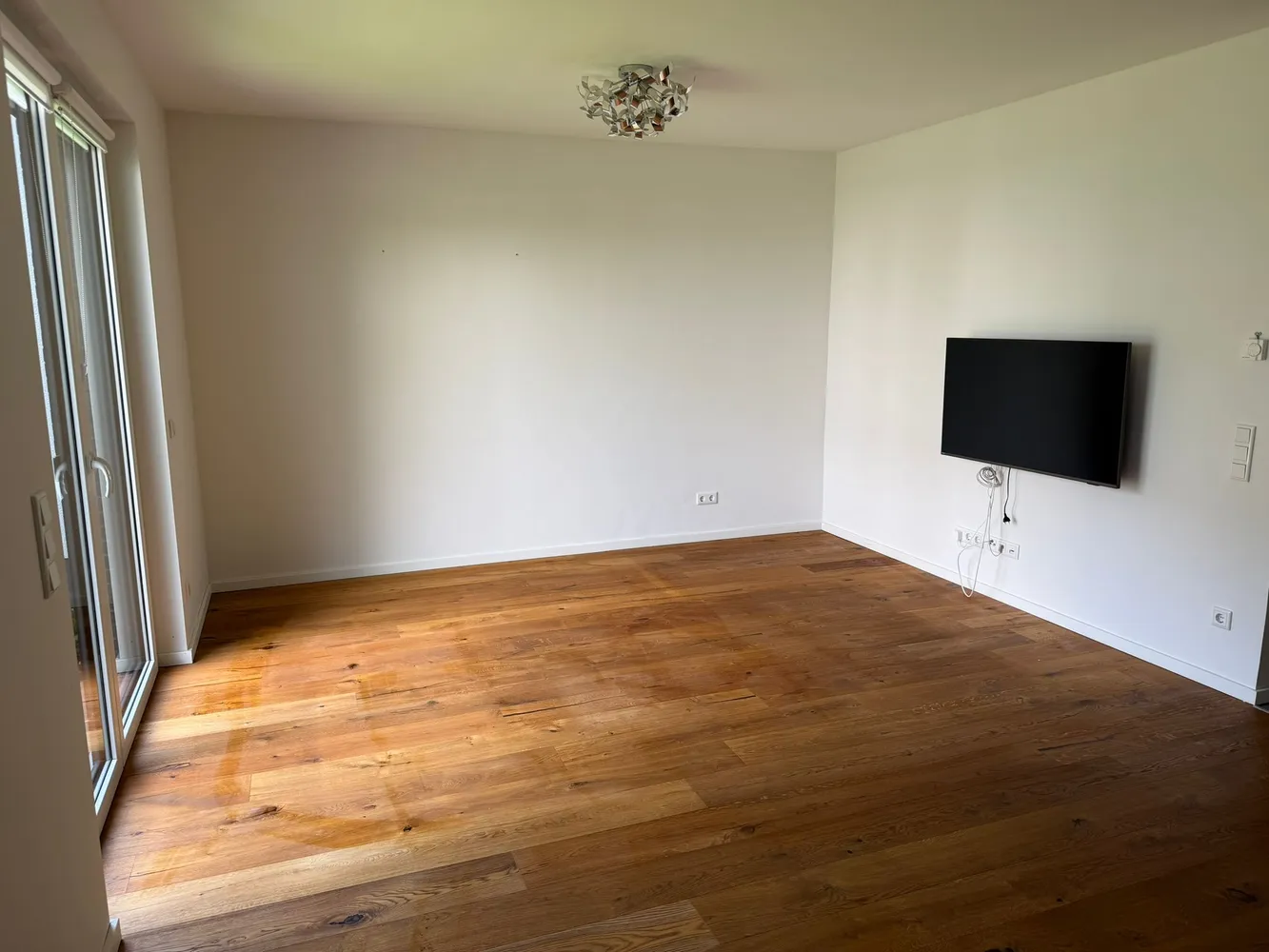 2 Zimmer Wohnung mit 83 m² in Mönchengladbach – Bild 3