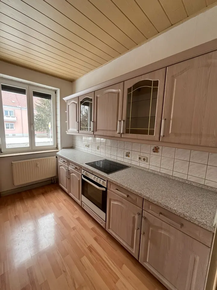 3 Zimmer Wohnung mit 68 m² in Zeitz – Bild 2