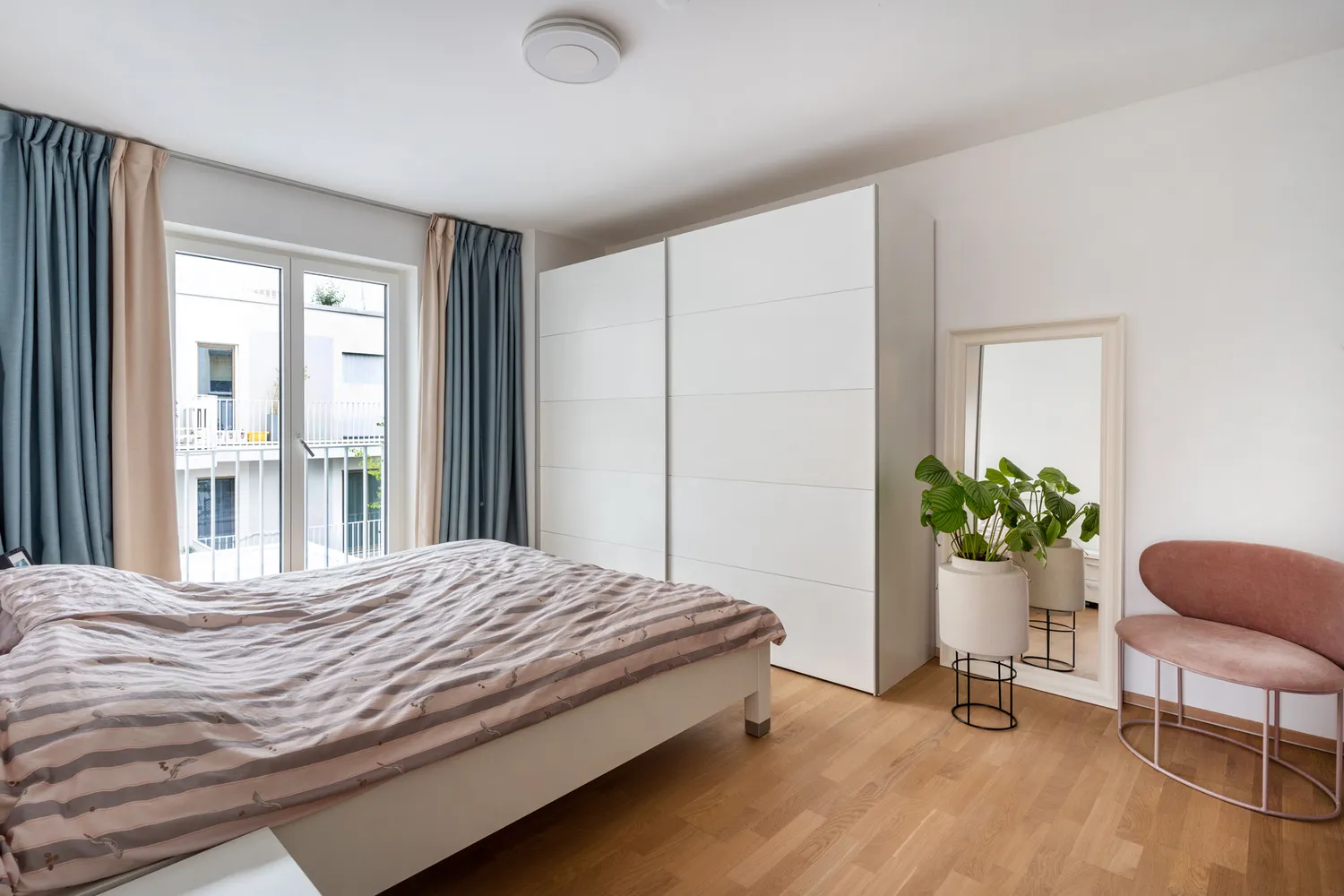 5 Zimmer Wohnung mit 125 m² in München – Bild 6