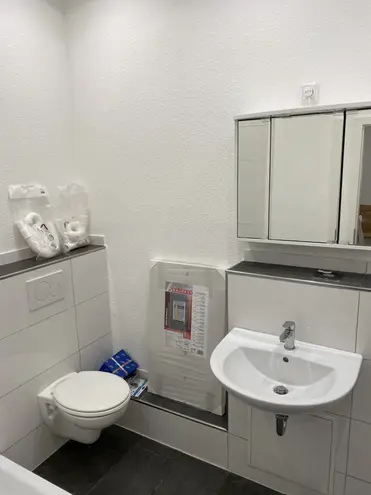 1 Zimmer Wohnung mit 35 m² in Köln – Bild 6