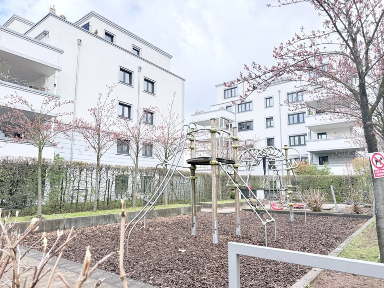 5 room apartment with 137 m² in Frankfurt am Main – Photo 3