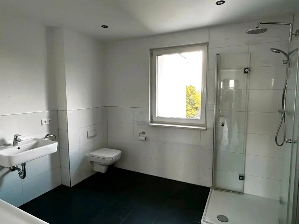 2 Zimmer Wohnung mit 75 m² in Wilhelmshaven – Bild 6