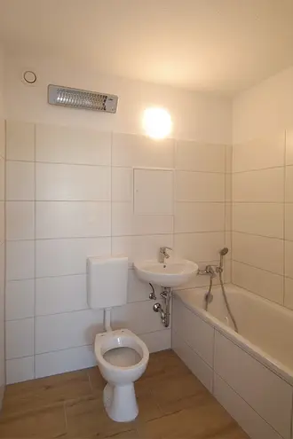 3 Zimmer Wohnung mit 70 m² in Halle (Saale) – Bild 4