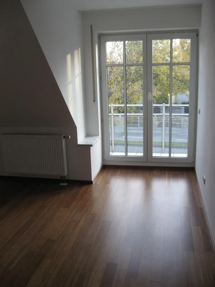 2 Zimmer Wohnung mit 70 m² in München – Bild 3