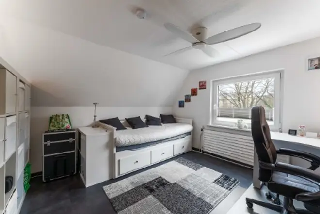 4 Zimmer Wohnung mit 114 m² in Hamburg – Bild 2