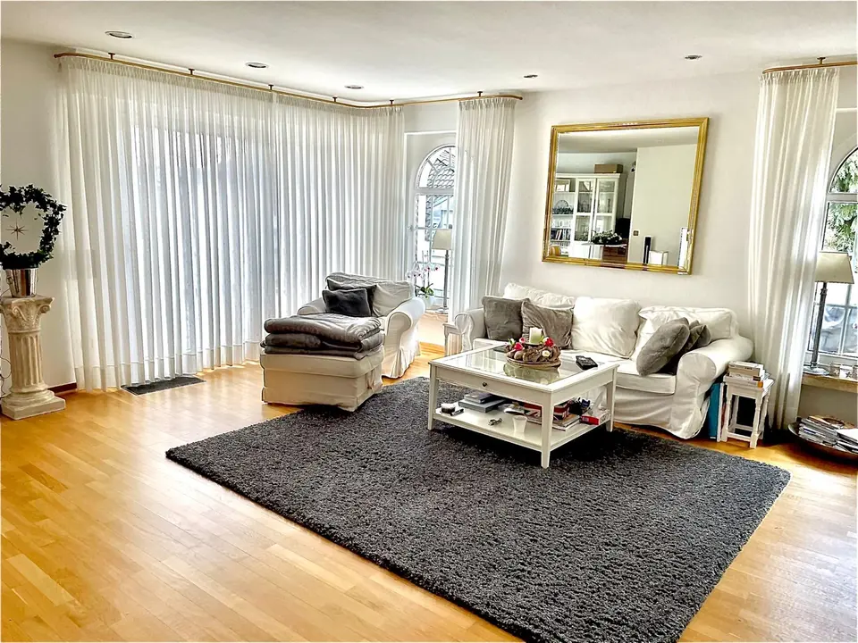 3 Zimmer Wohnung mit 180 m² in Iserlohn – Bild 1